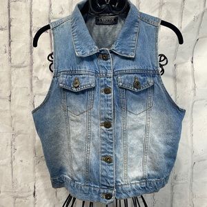 C'Esttoi Denim Vest Distressed Medium Wash Button Up